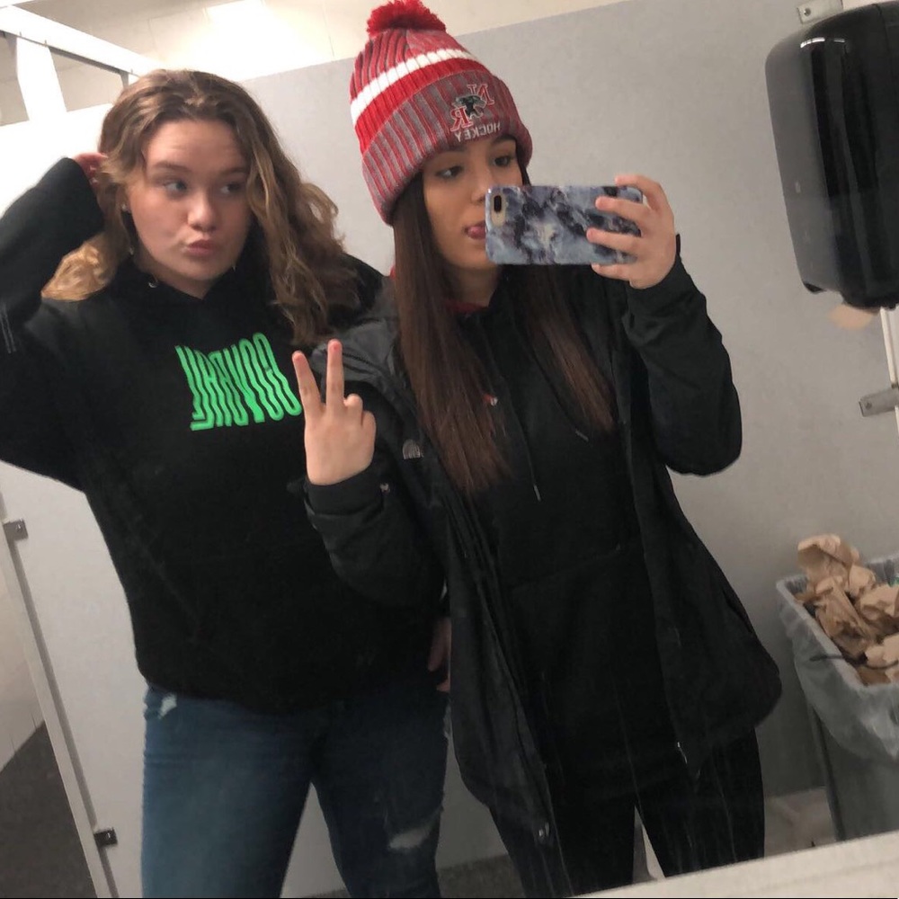 Meet your Posher, Jessica